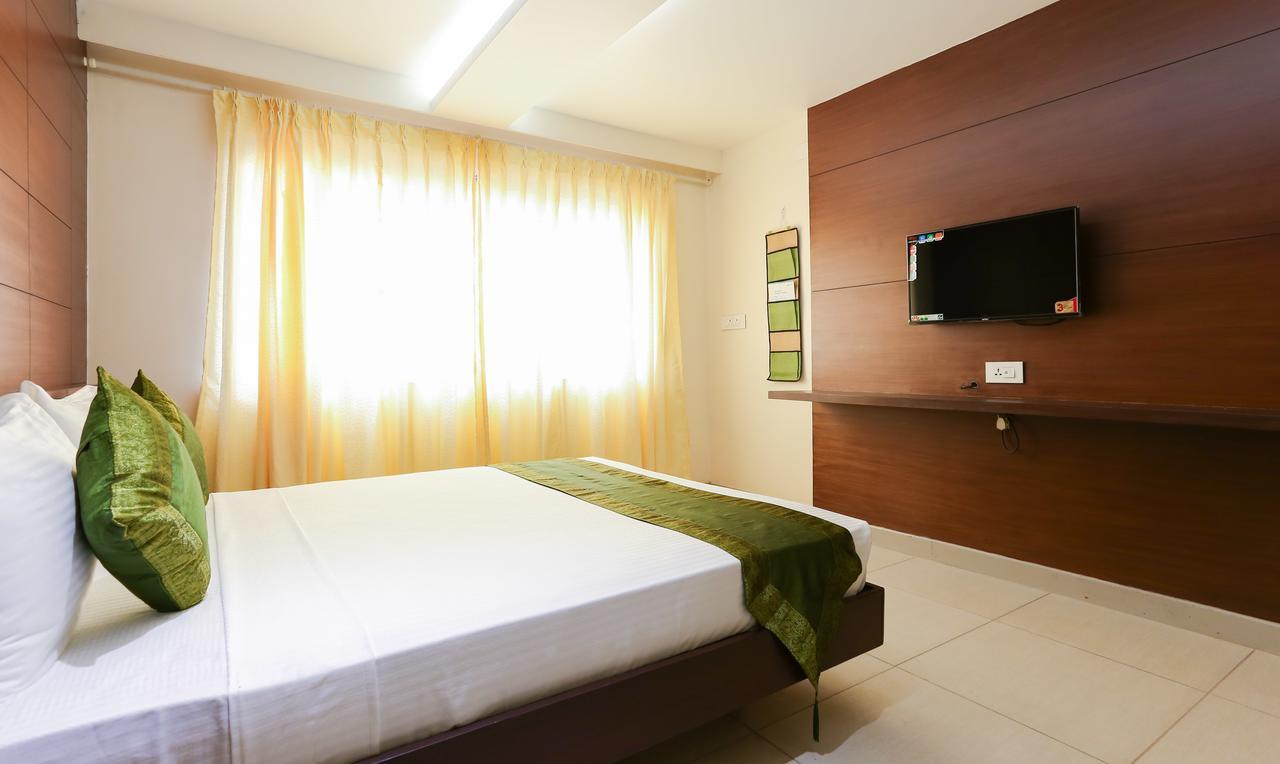 Treebo Trend Vijaya Grand Hotel อูดุปปี ภายนอก รูปภาพ