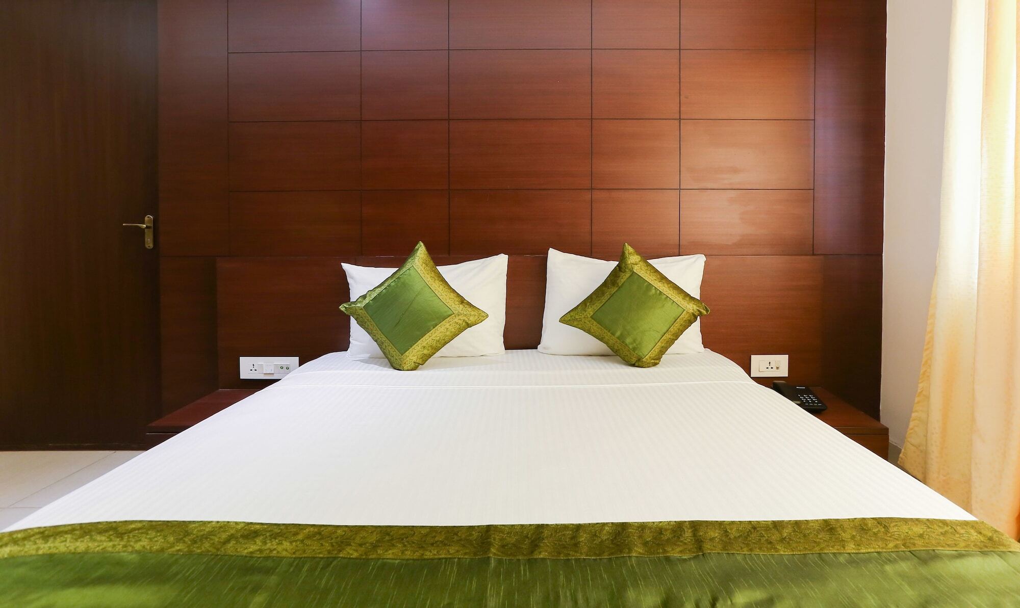 Treebo Trend Vijaya Grand Hotel อูดุปปี ภายนอก รูปภาพ